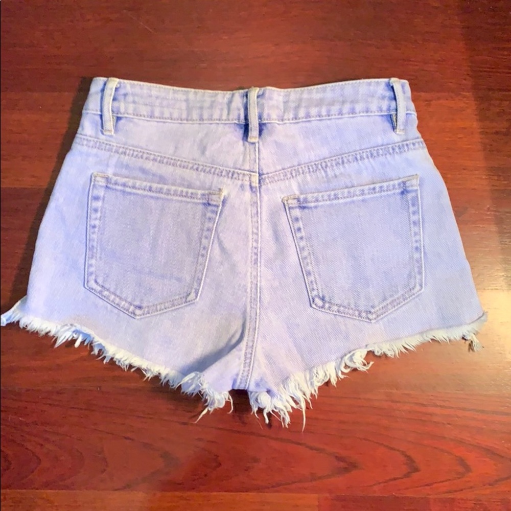 Acid Wash Mid-Rise Denim Shorts - Picture 2 of 3